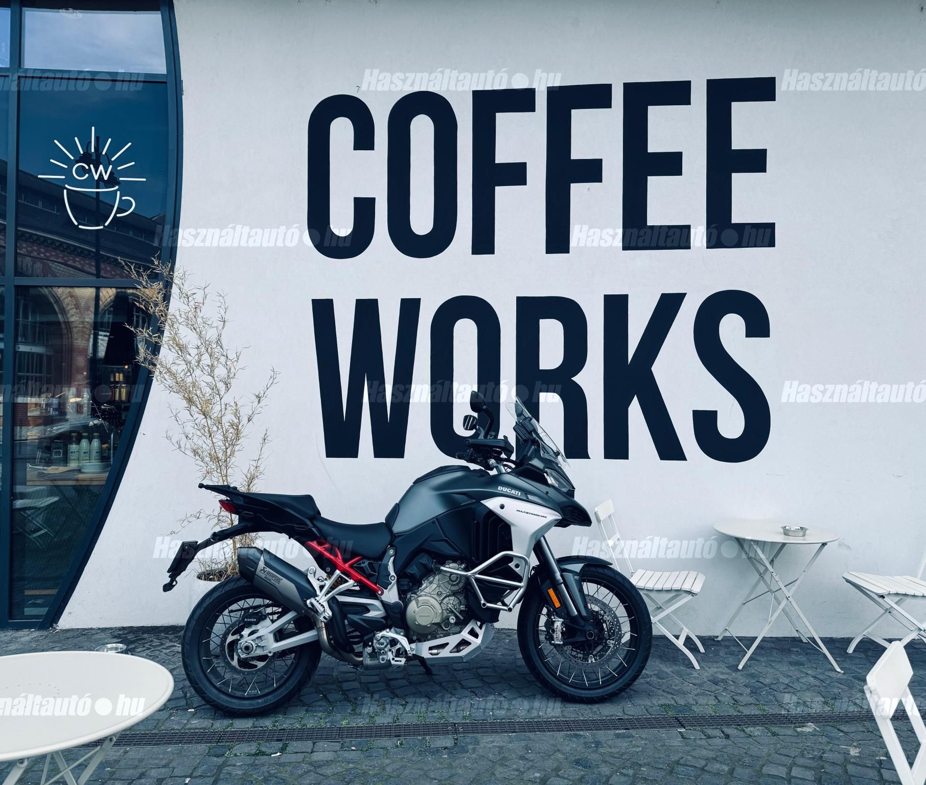 DUCATI MULTISTRADA V4 2023/8 - 1