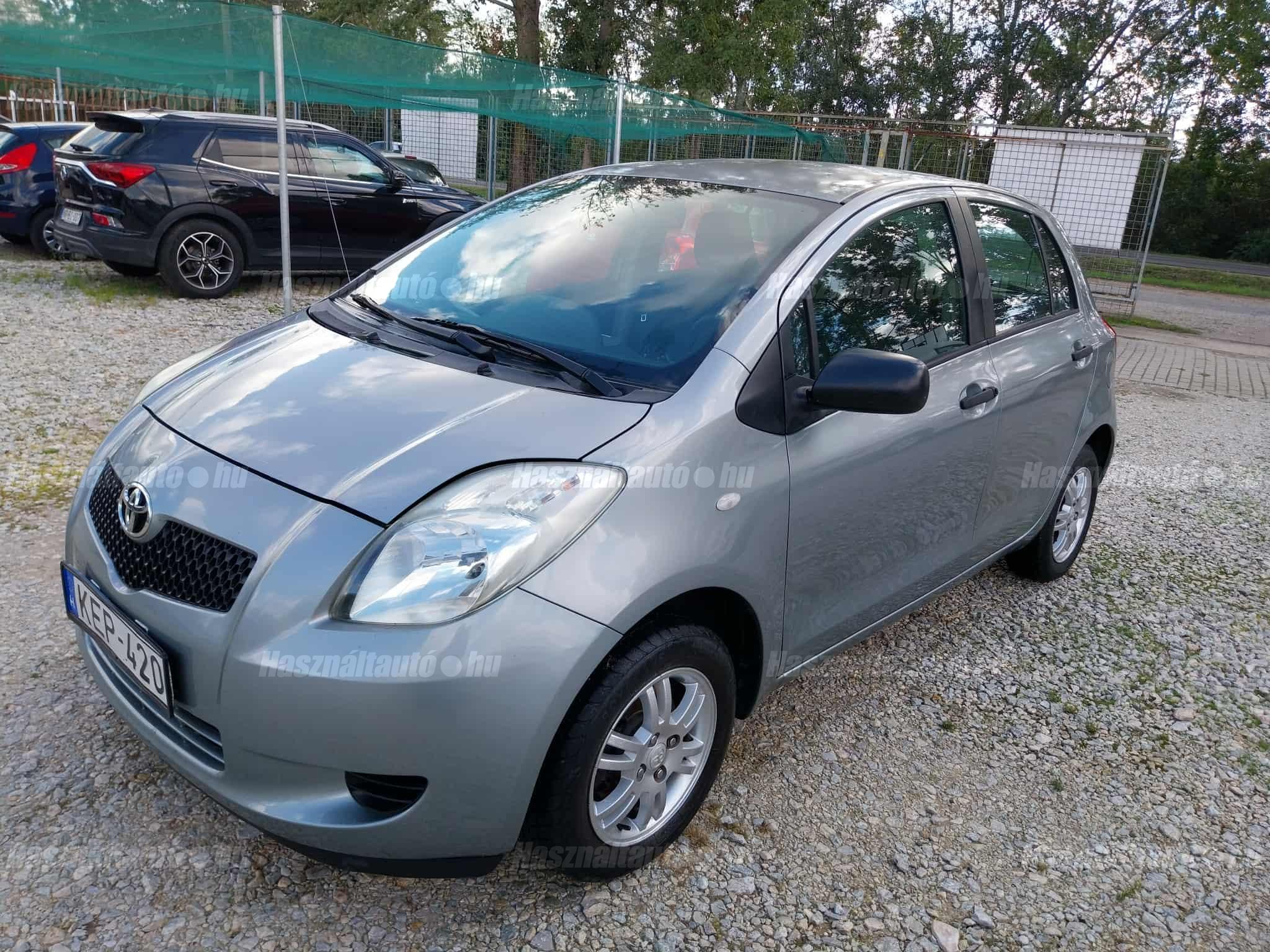 TOYOTA YARIS 2006/5 - 1