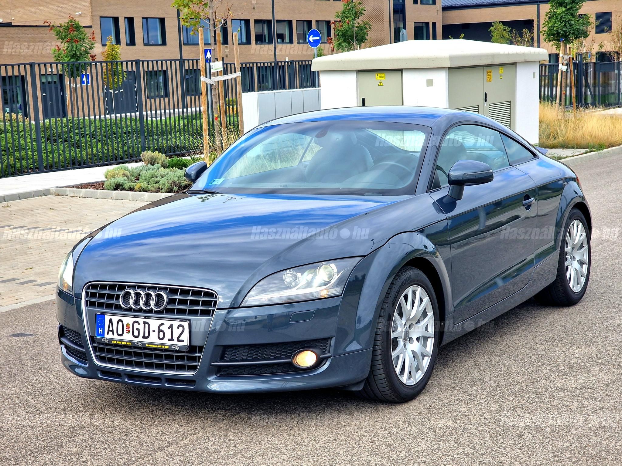 AUDI TT 2008/10 - 1