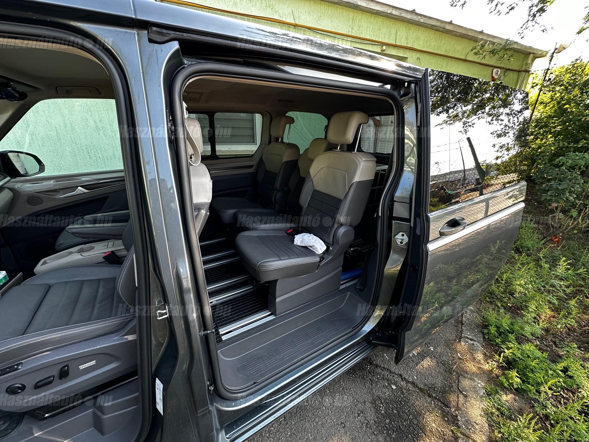 VOLKSWAGEN MULTIVAN 2024 - 1
