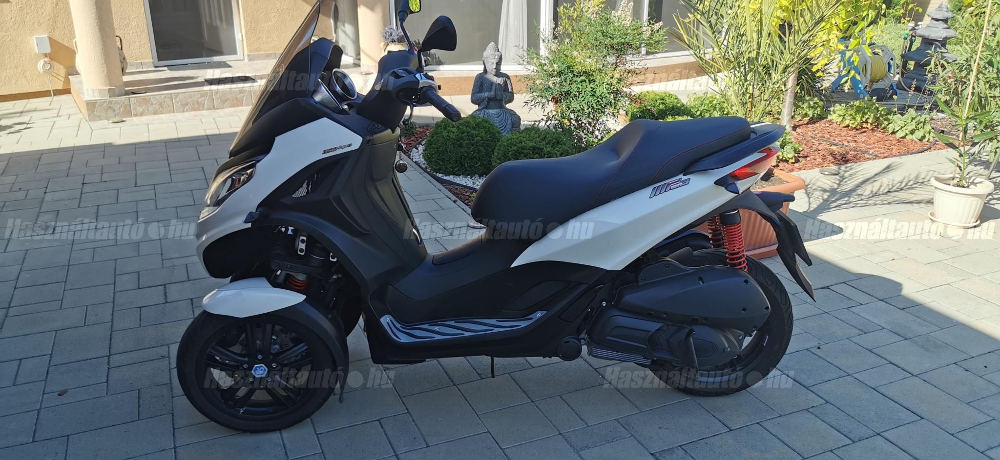 PIAGGIO MP3 300 2019/12 - 1