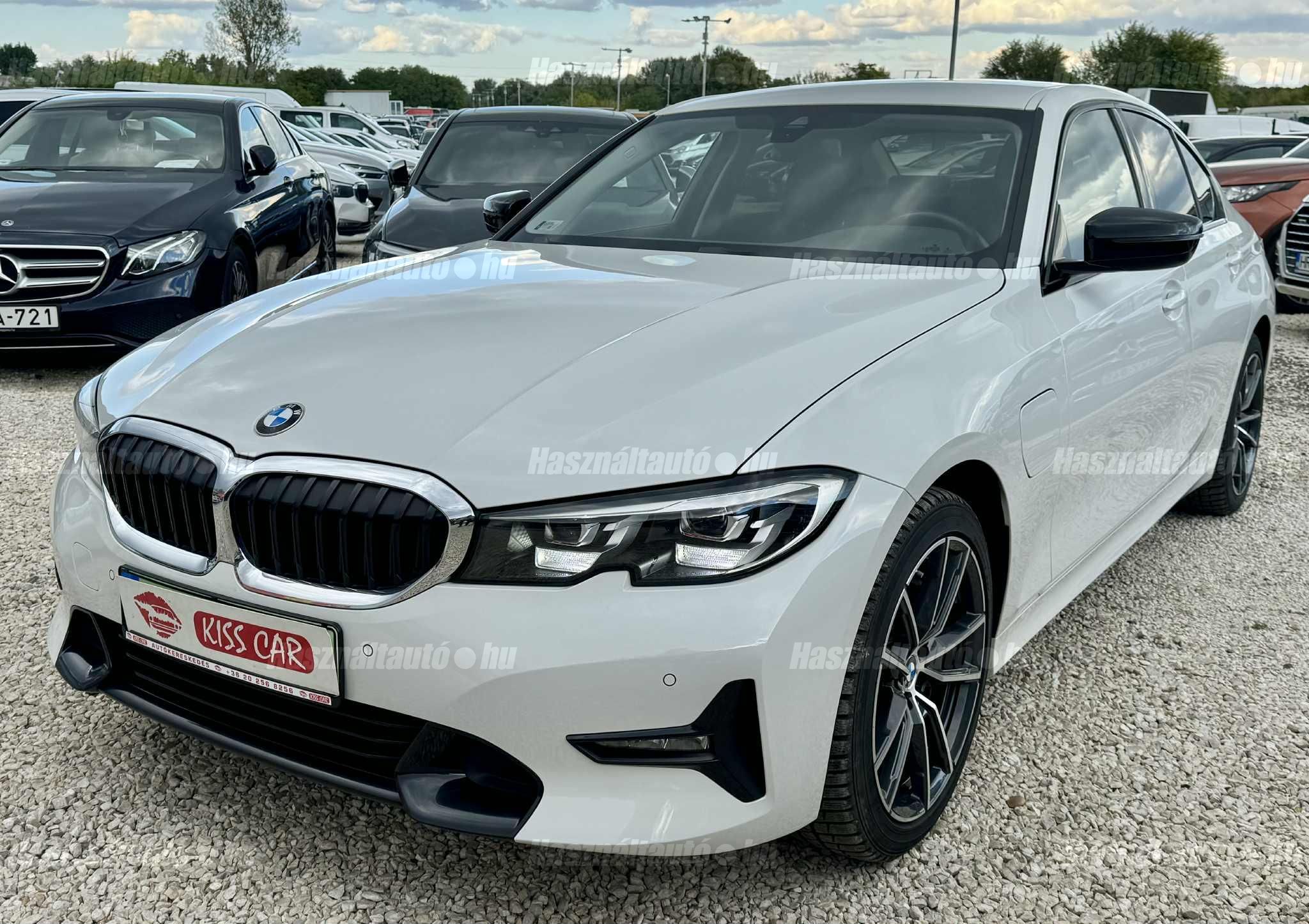 BMW 330 2020 - 1