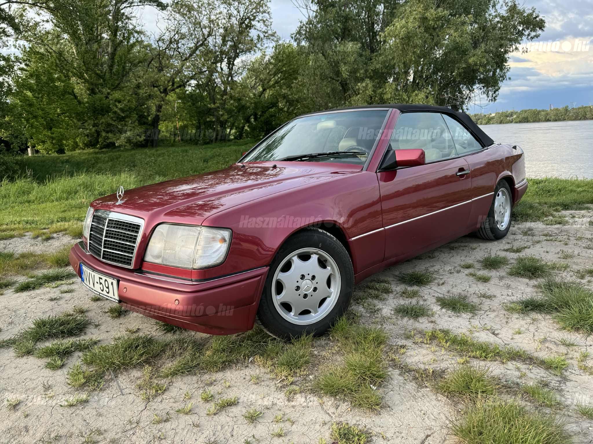 MERCEDES-BENZ E 200 1995/3 - 1