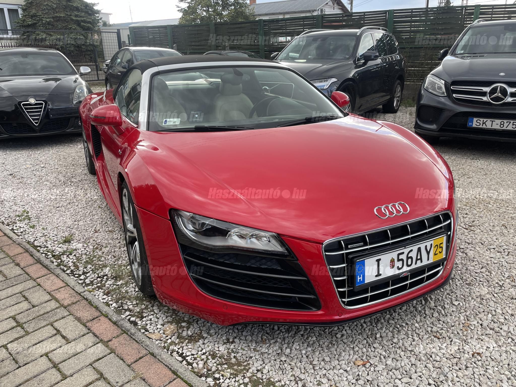 AUDI R8 2012 - 1