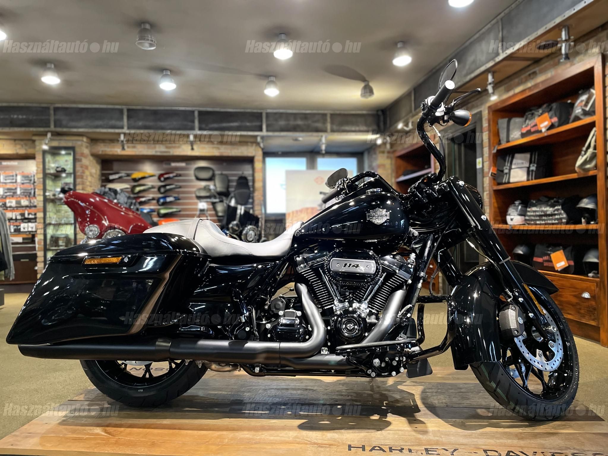 HARLEY-DAVIDSON ROAD KING 2025/10 - 1