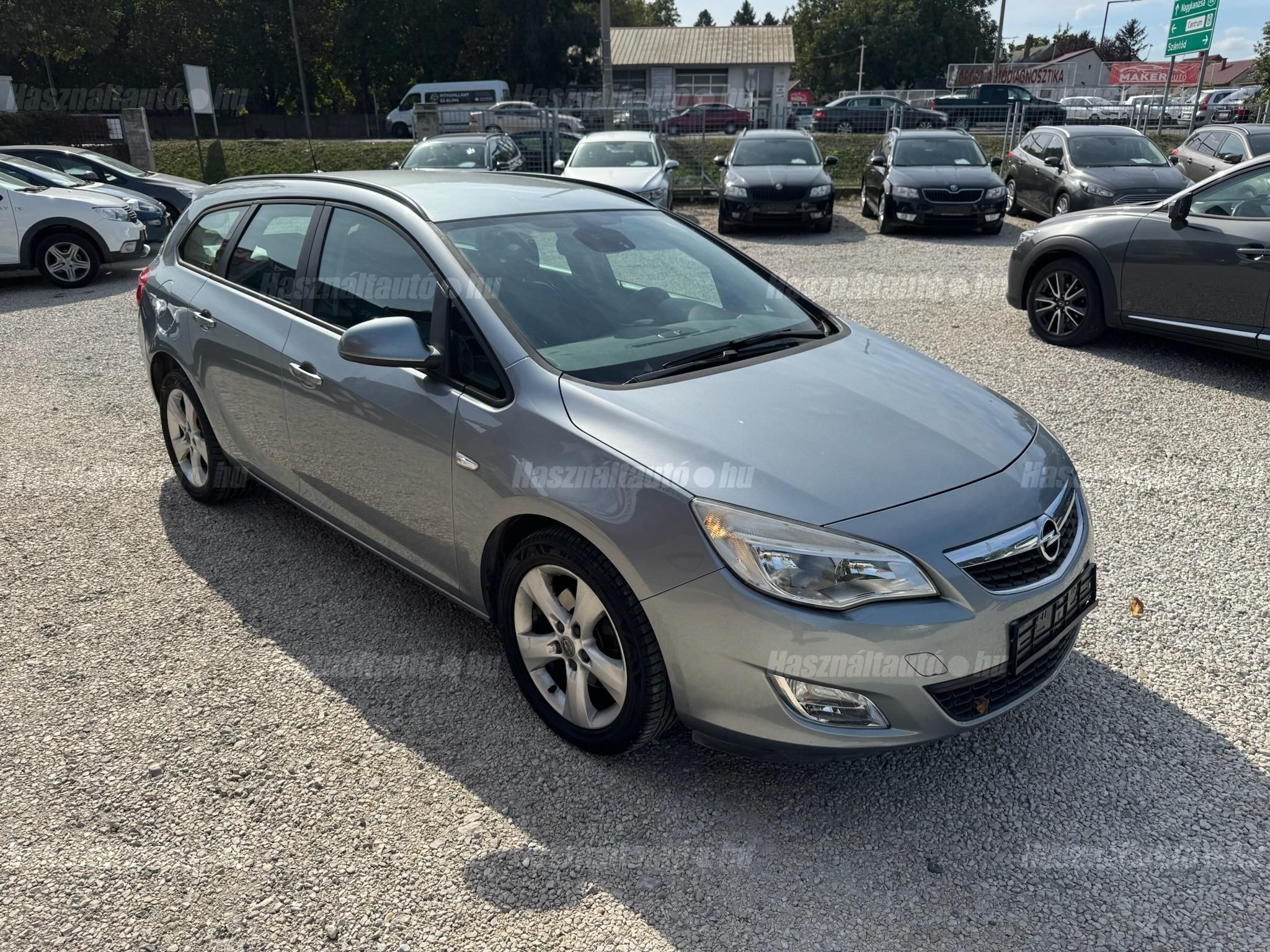 OPEL ASTRA J 2011/2 - 1