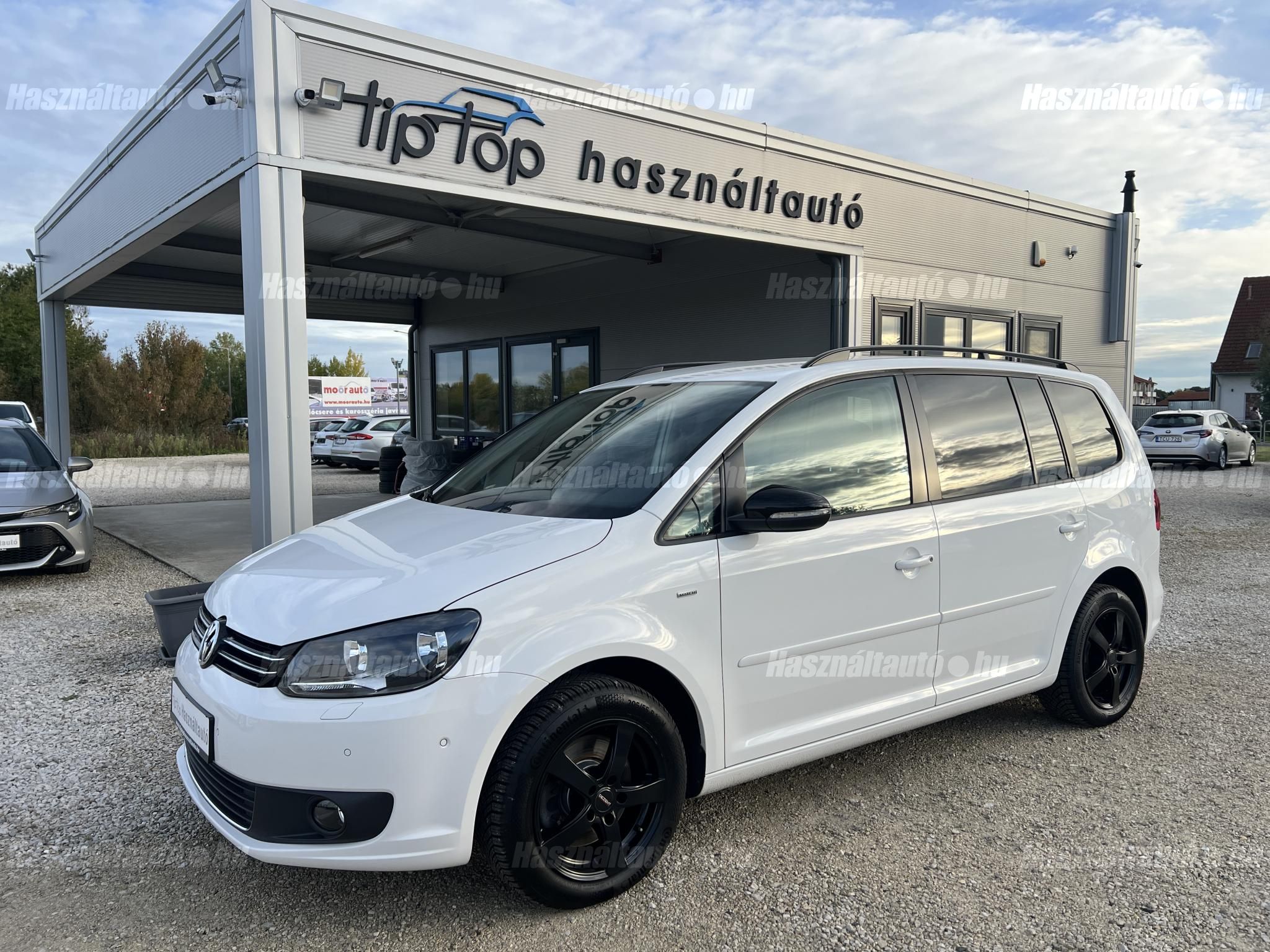 VOLKSWAGEN TOURAN 2012/10 - 1