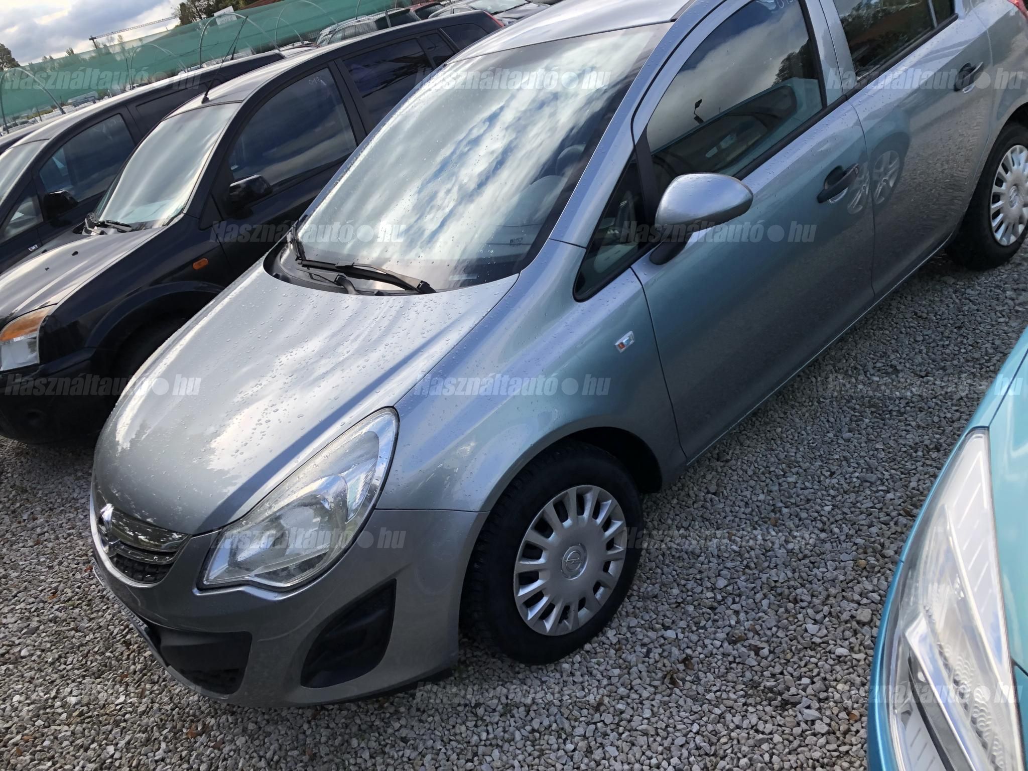 OPEL CORSA D 2013/6 - 1