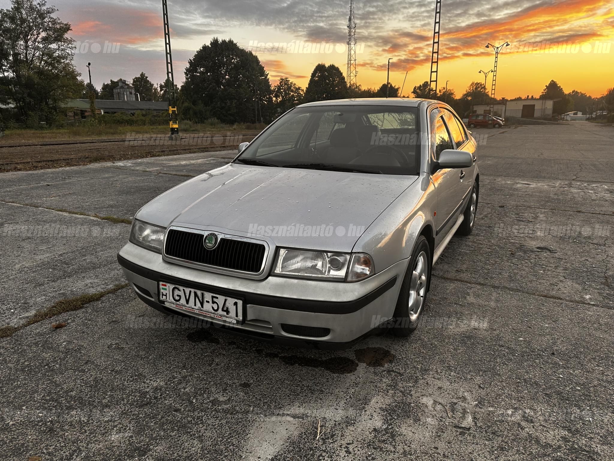 SKODA OCTAVIA 1999/6 - 1