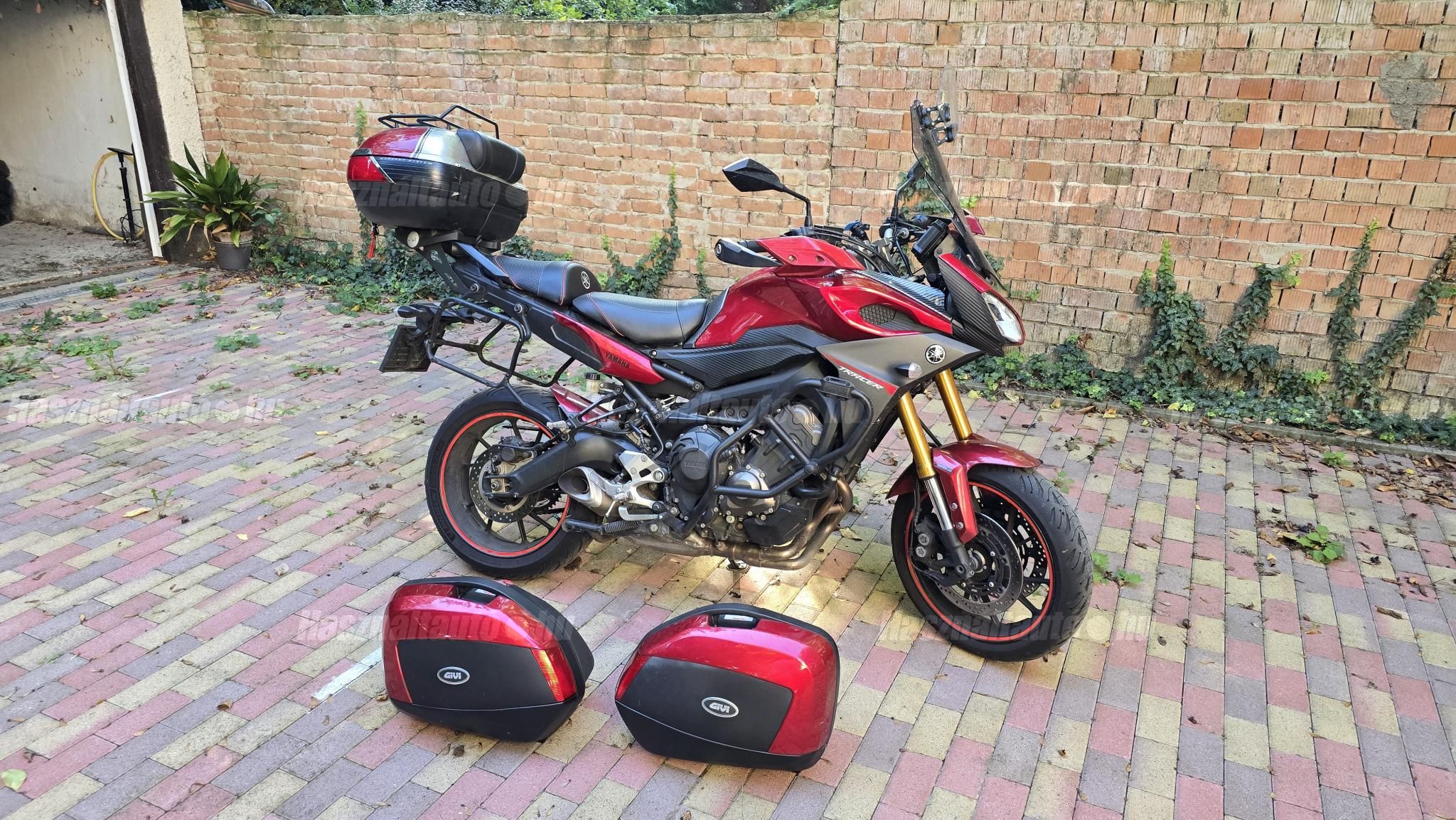 YAMAHA MT-09 TRACER 2015 - 1