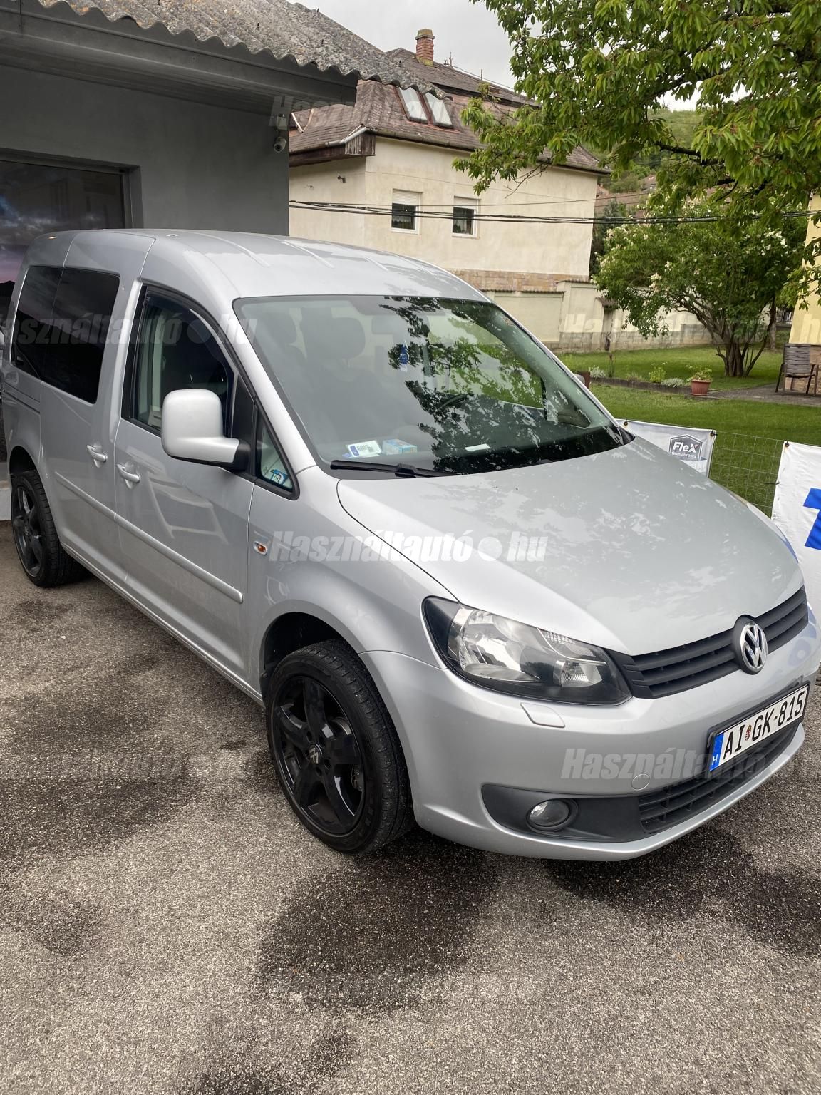 VOLKSWAGEN CADDY 2012 - 1