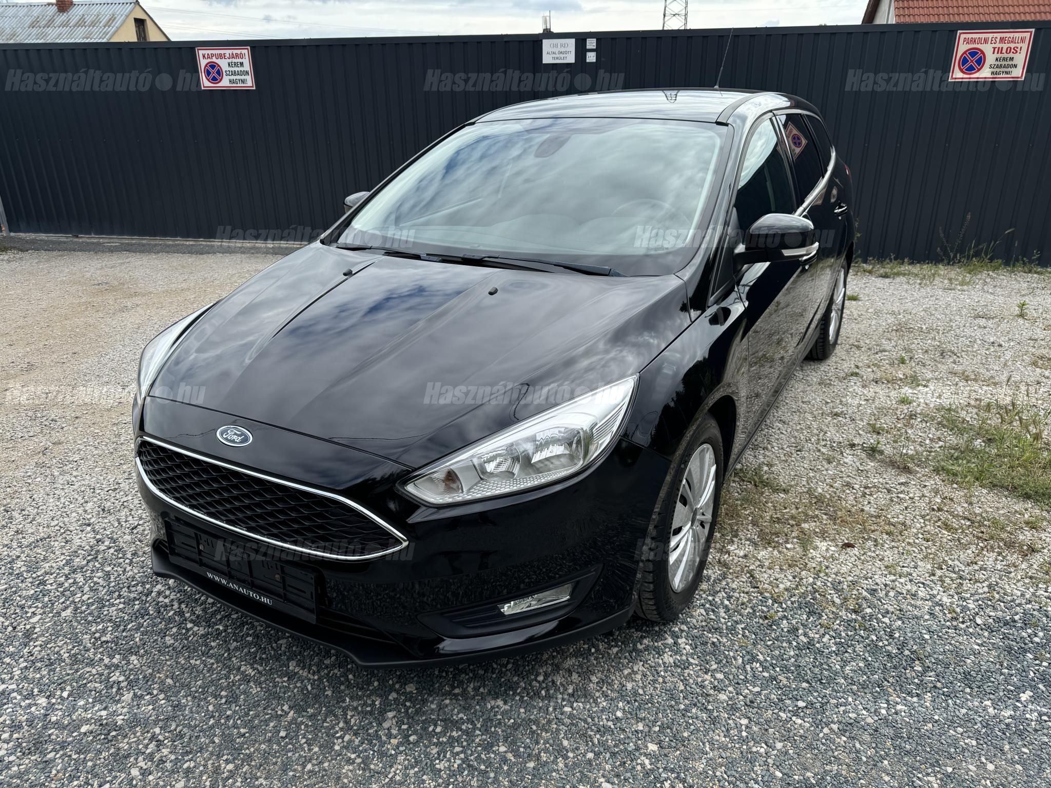 FORD FOCUS 2017/12 - 1