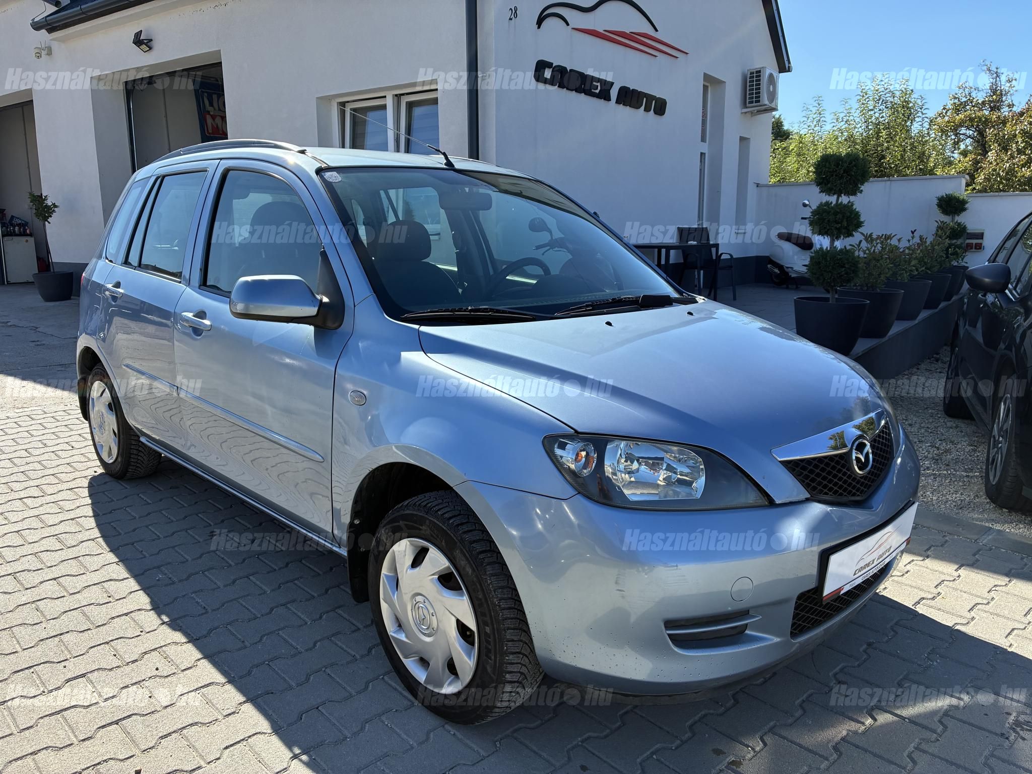 MAZDA 2 2004/9 - 1