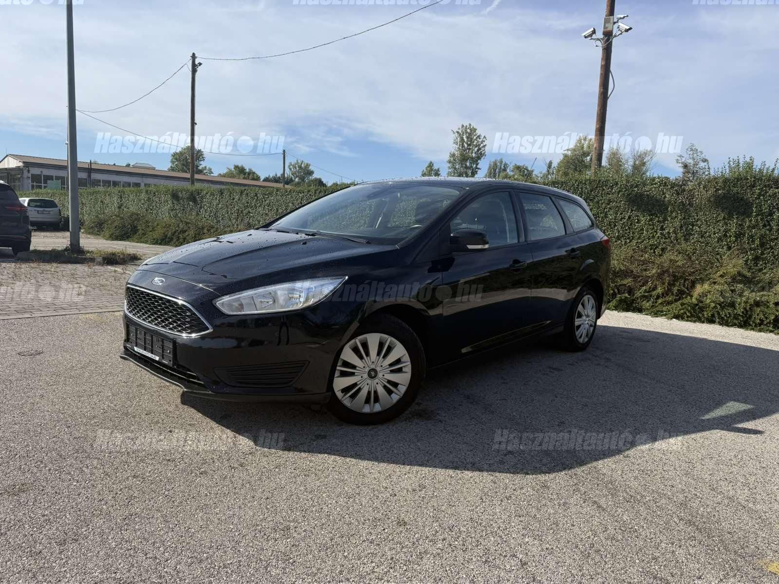 FORD FOCUS 2017/12 - 1