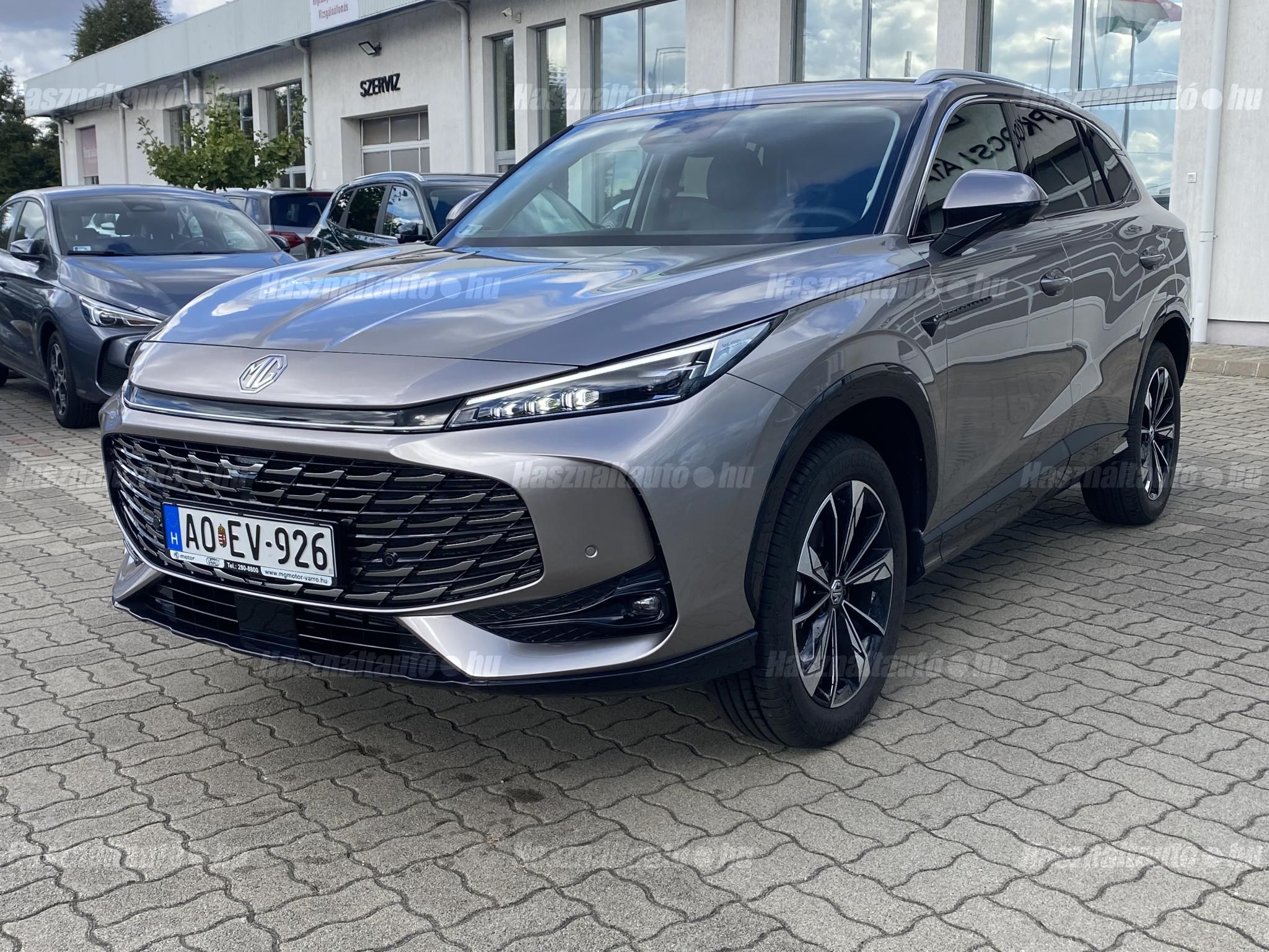 MG HS 2025/7 - 1