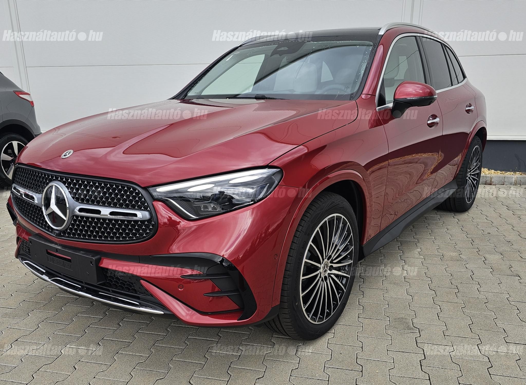 MERCEDES-BENZ GLC 220 2025 - 1