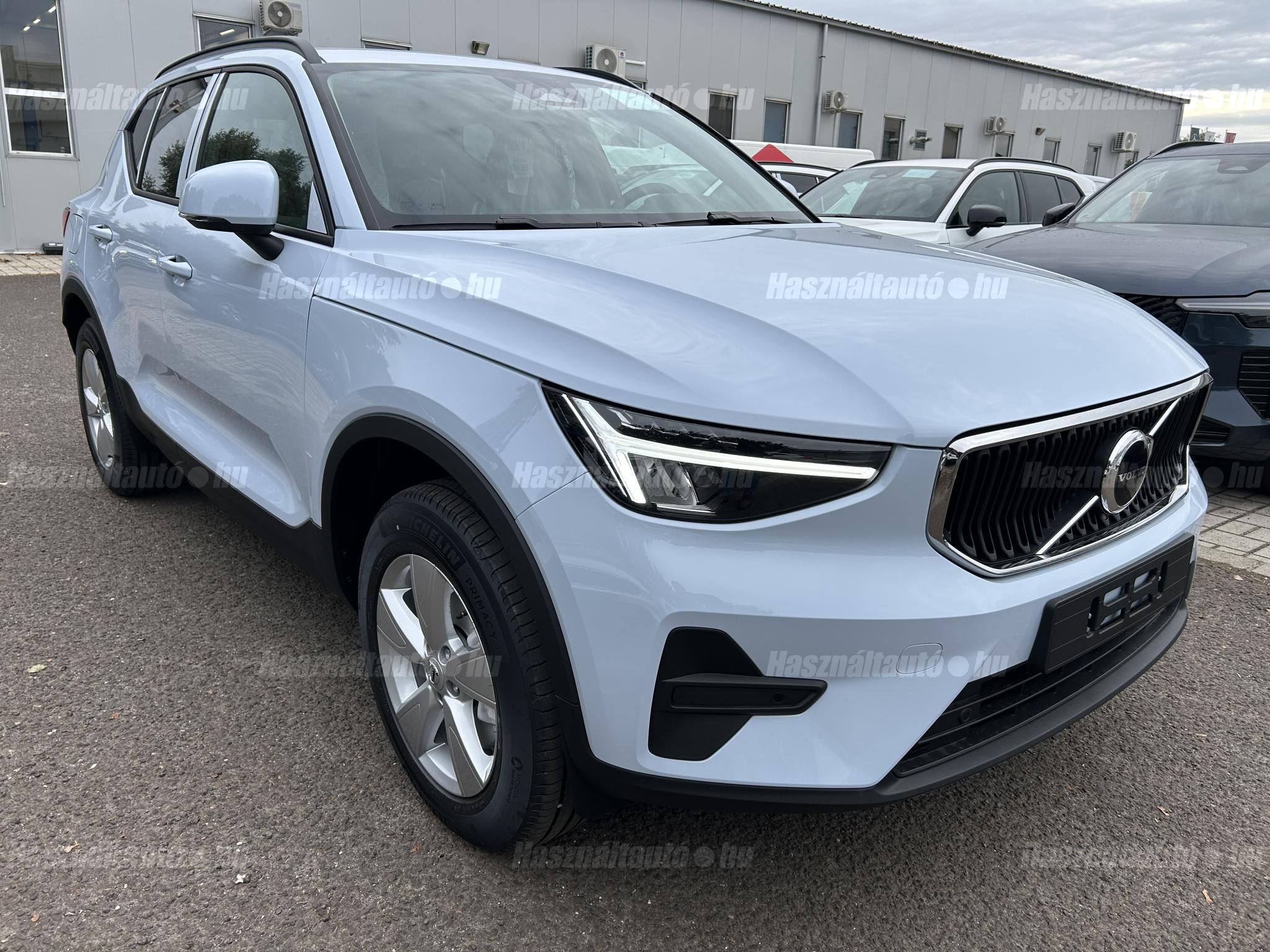 VOLVO XC40 2025 - 1