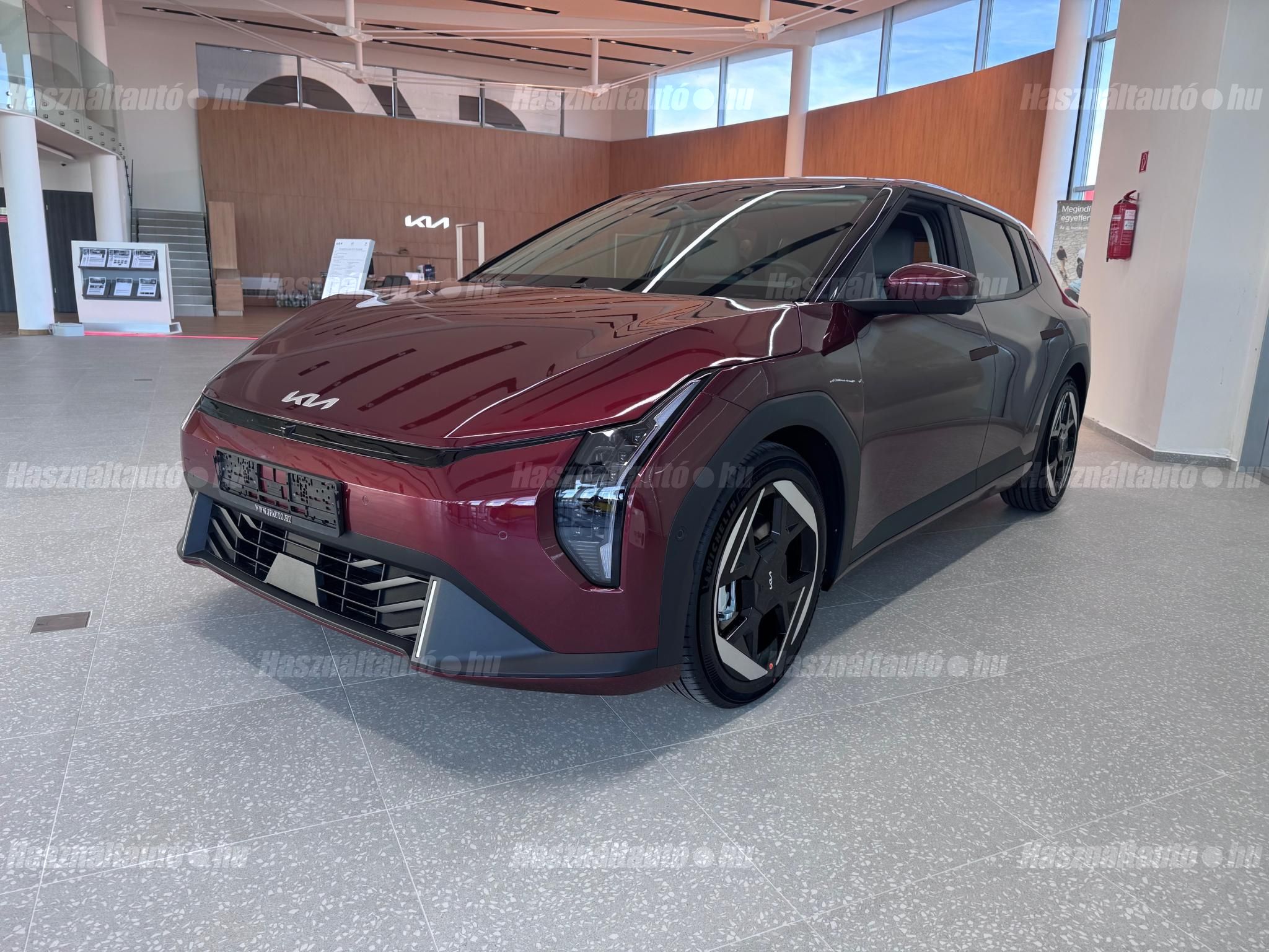 KIA EV4 2025/9 - 1