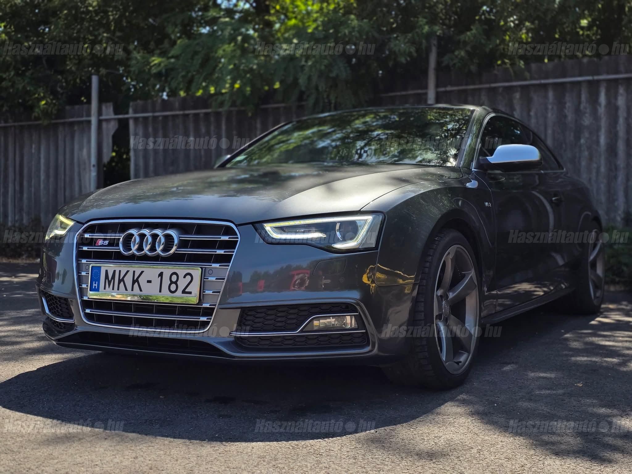 AUDI S5 2012/1 - 1