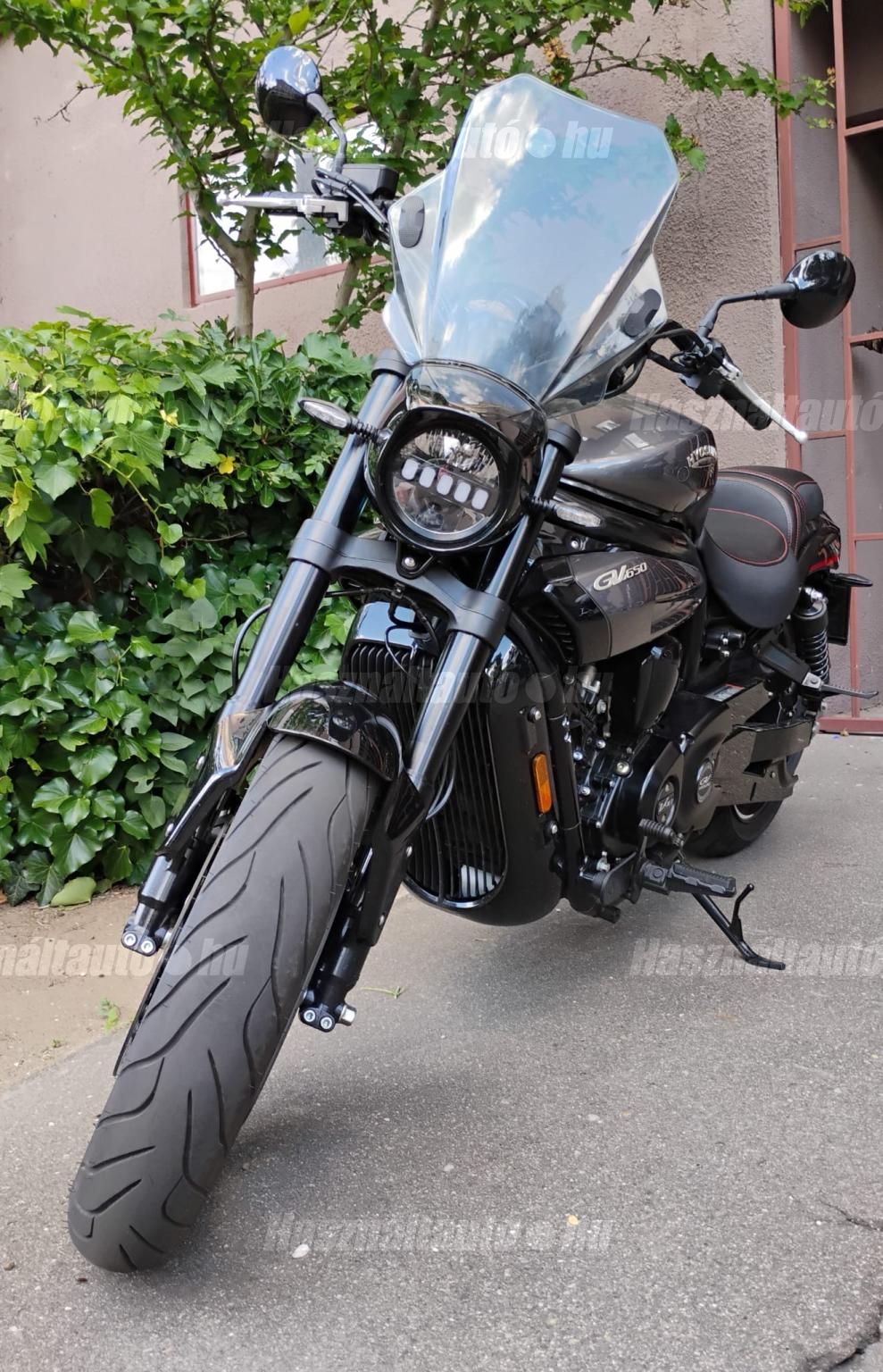 HYOSUNG GV 650 2024 - 1