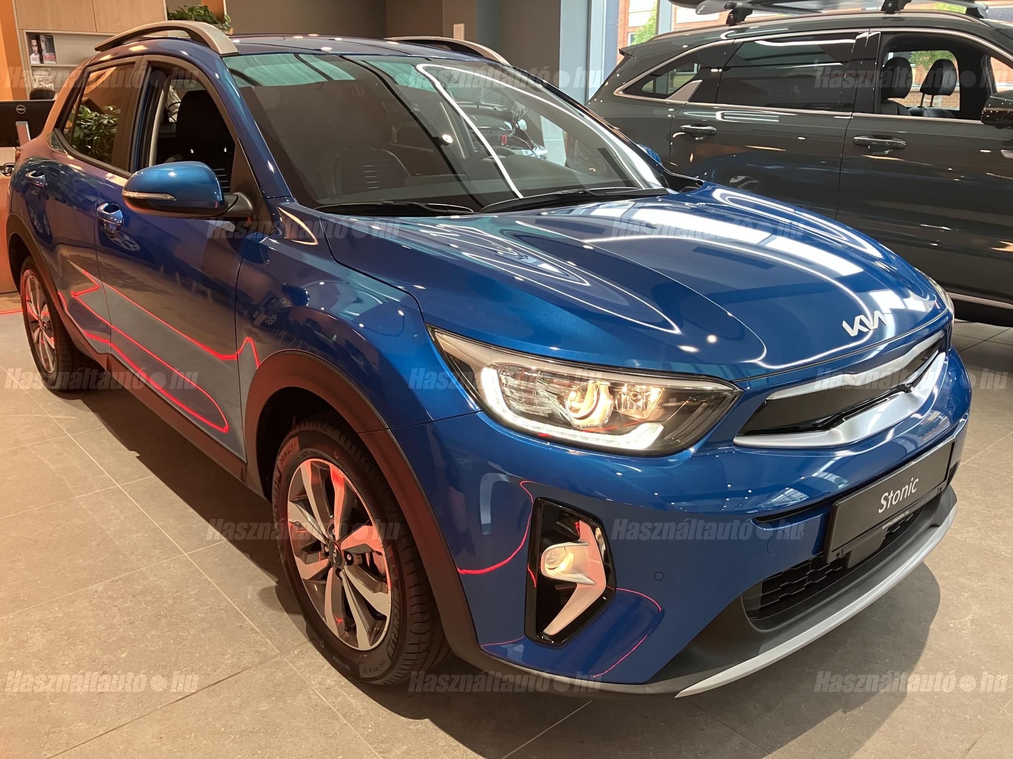 KIA STONIC 2025/10 - 1
