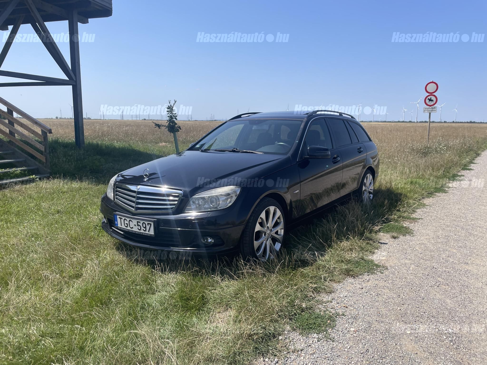 MERCEDES-BENZ C-OSZTÁLY 2009 - 1