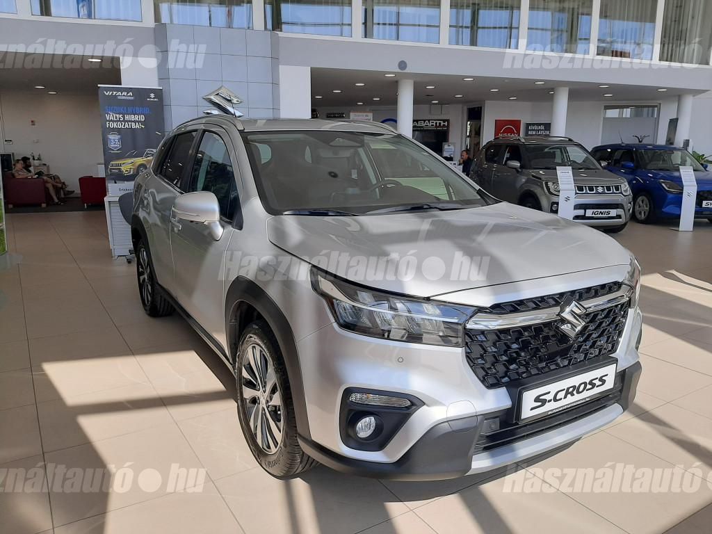 SUZUKI S-CROSS 2026 - 1