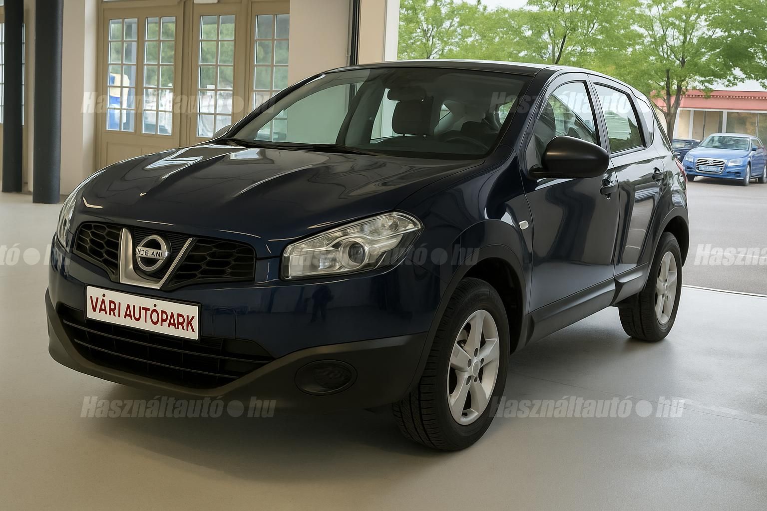 NISSAN QASHQAI 2012/3 - 1