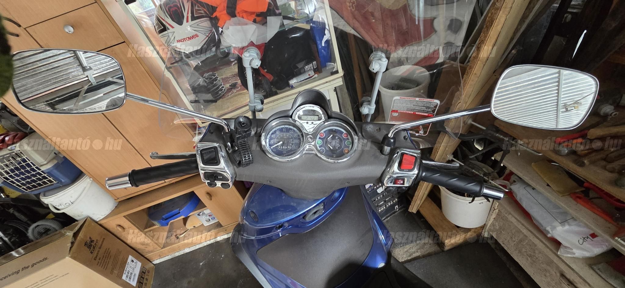 PIAGGIO BEVERLY 250 2004/5 - 1