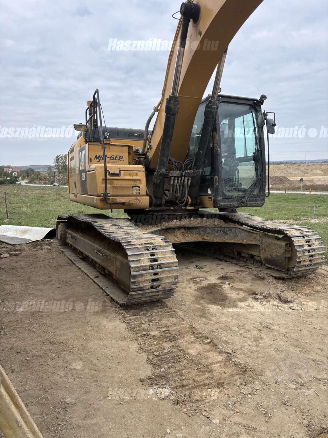 CATERPILLAR 2018 - 1