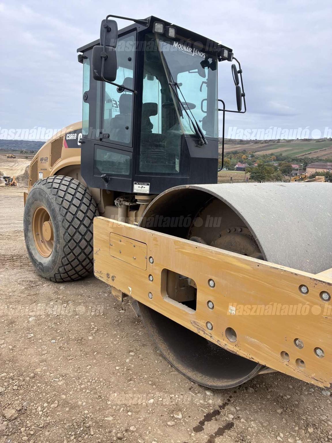 CATERPILLAR 2019 - 1