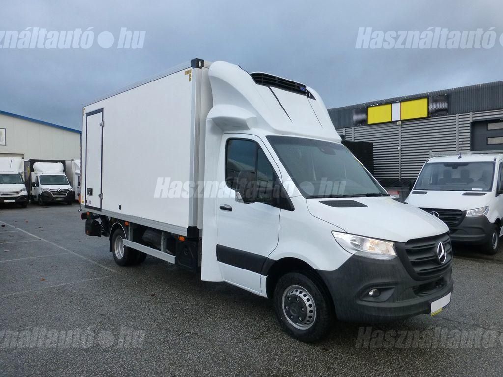 MERCEDES-BENZ SPRINTER 2025 - 1