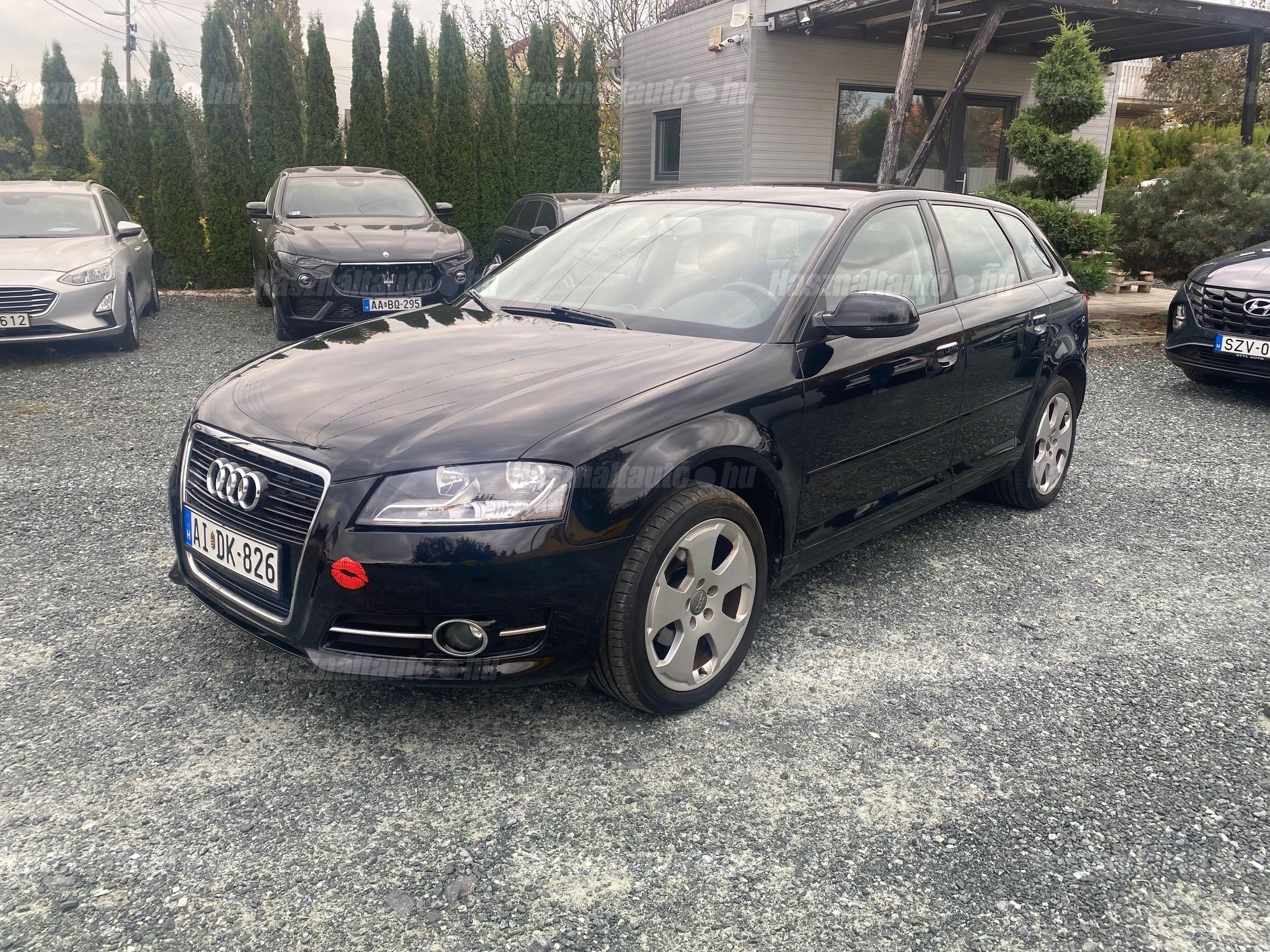 AUDI A3 2011/7 - 1