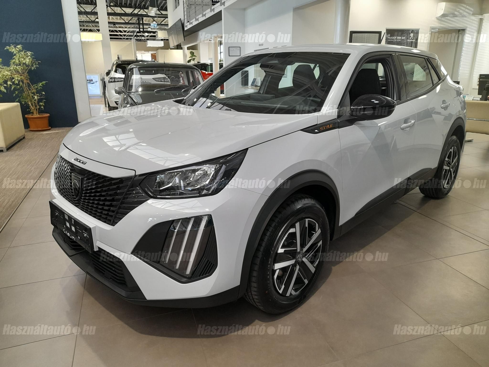 PEUGEOT 2008 2025 - 1