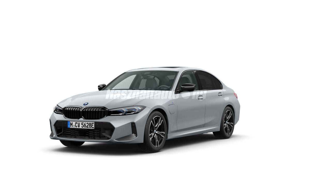 BMW 330 2025 - 1