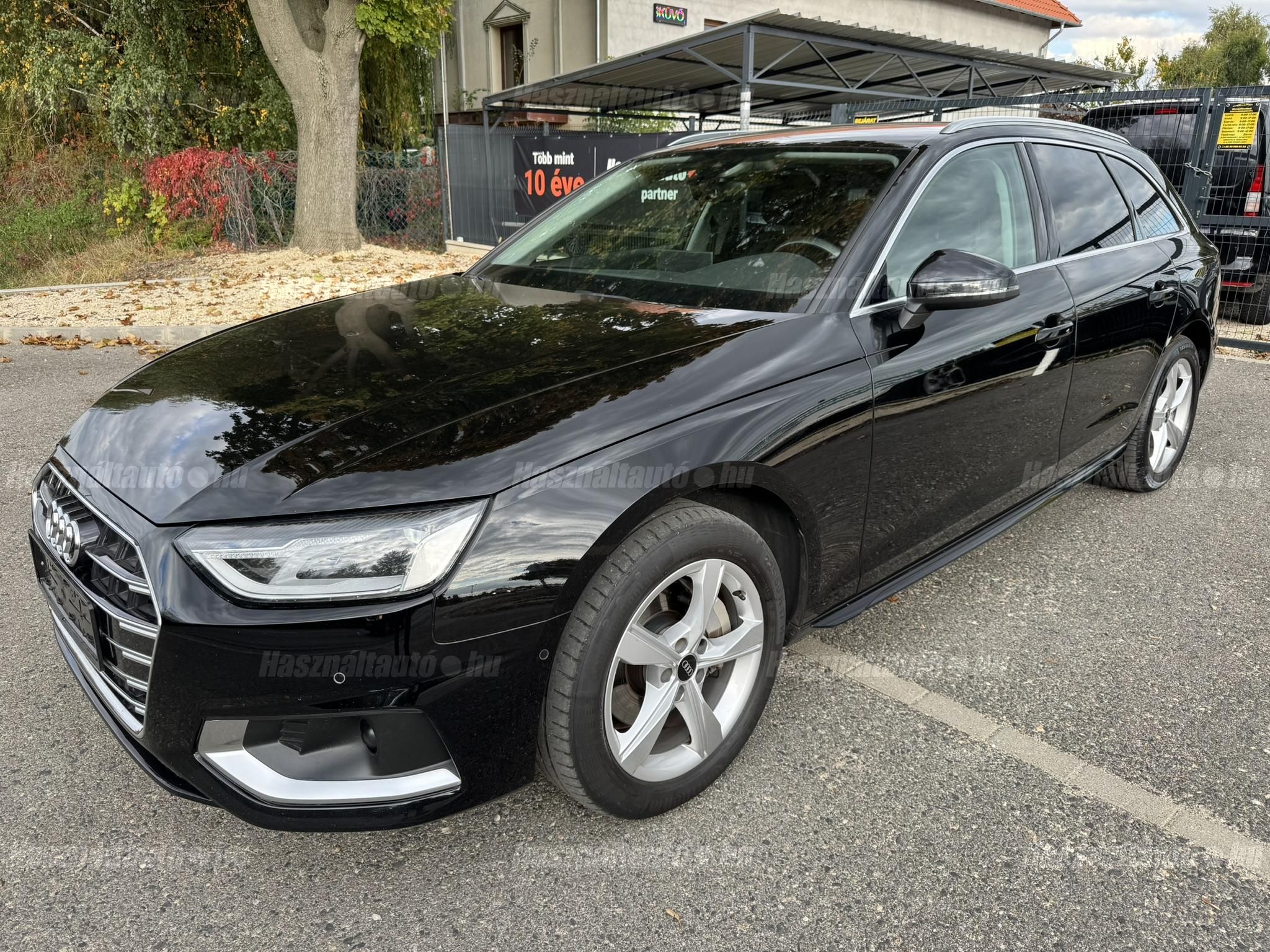 AUDI A4 2021/9 - 1