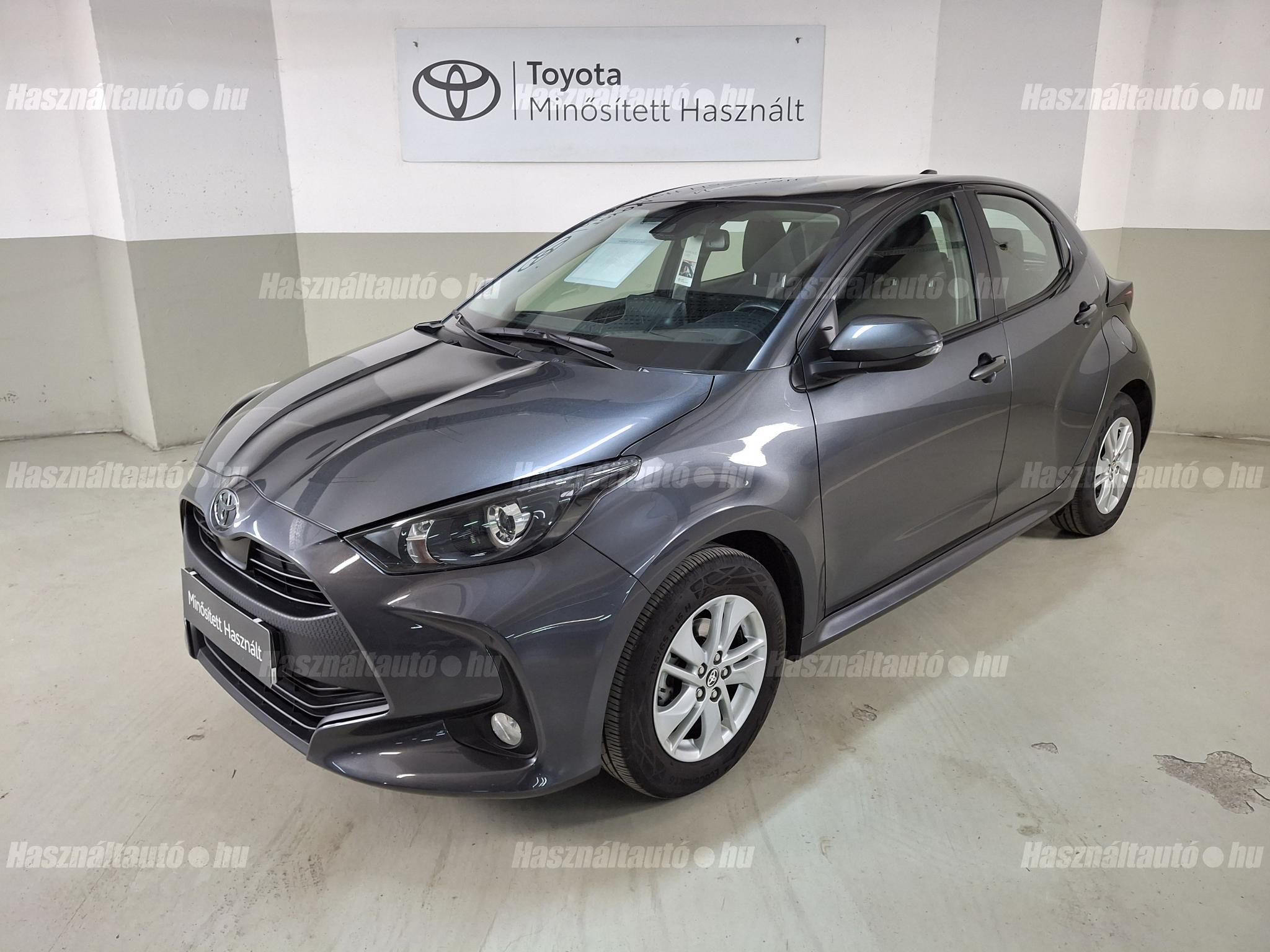 TOYOTA YARIS 2024/6 - 1