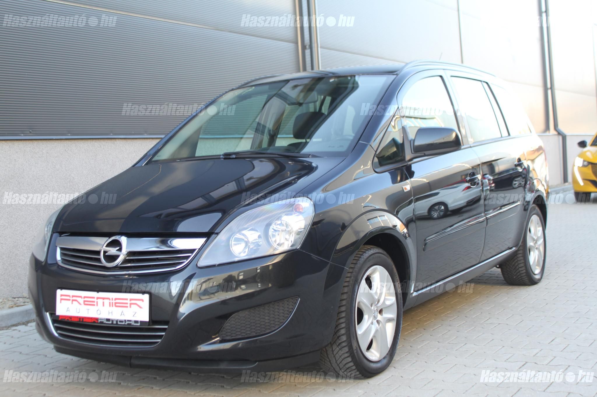 OPEL ZAFIRA B 2014/5 - 1