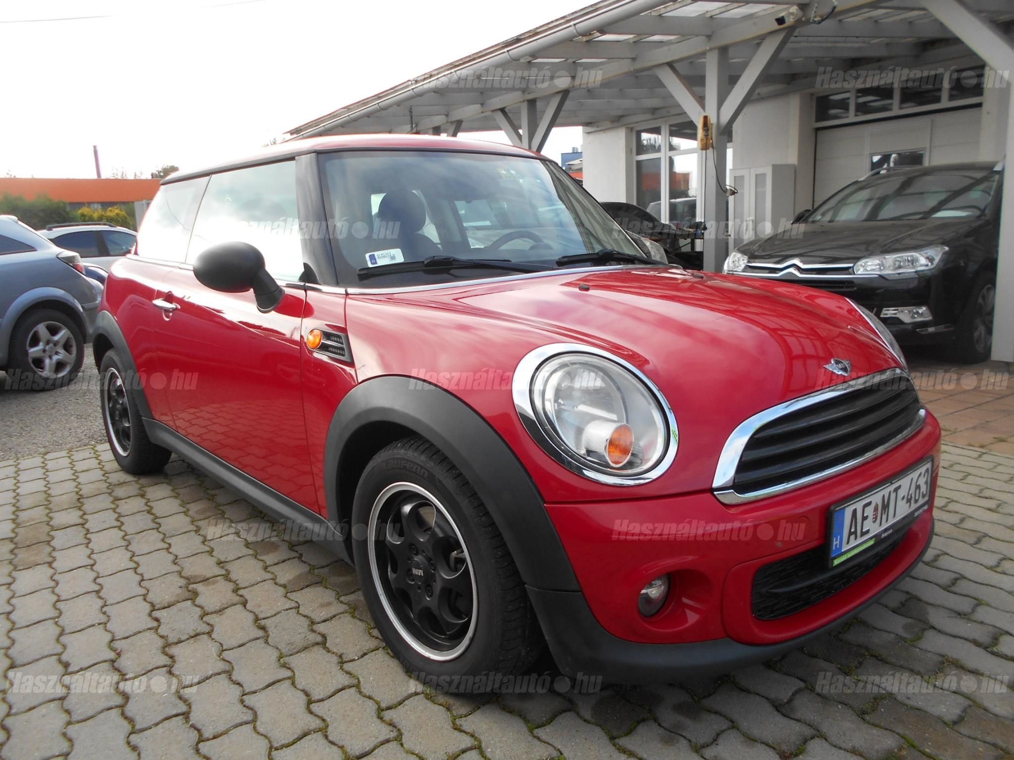 MINI MINI ONE 2011/1 - 1
