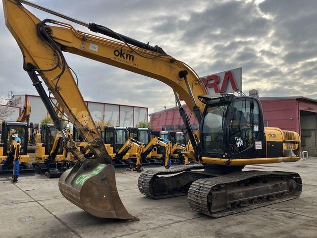 JCB 2011/9 - 1