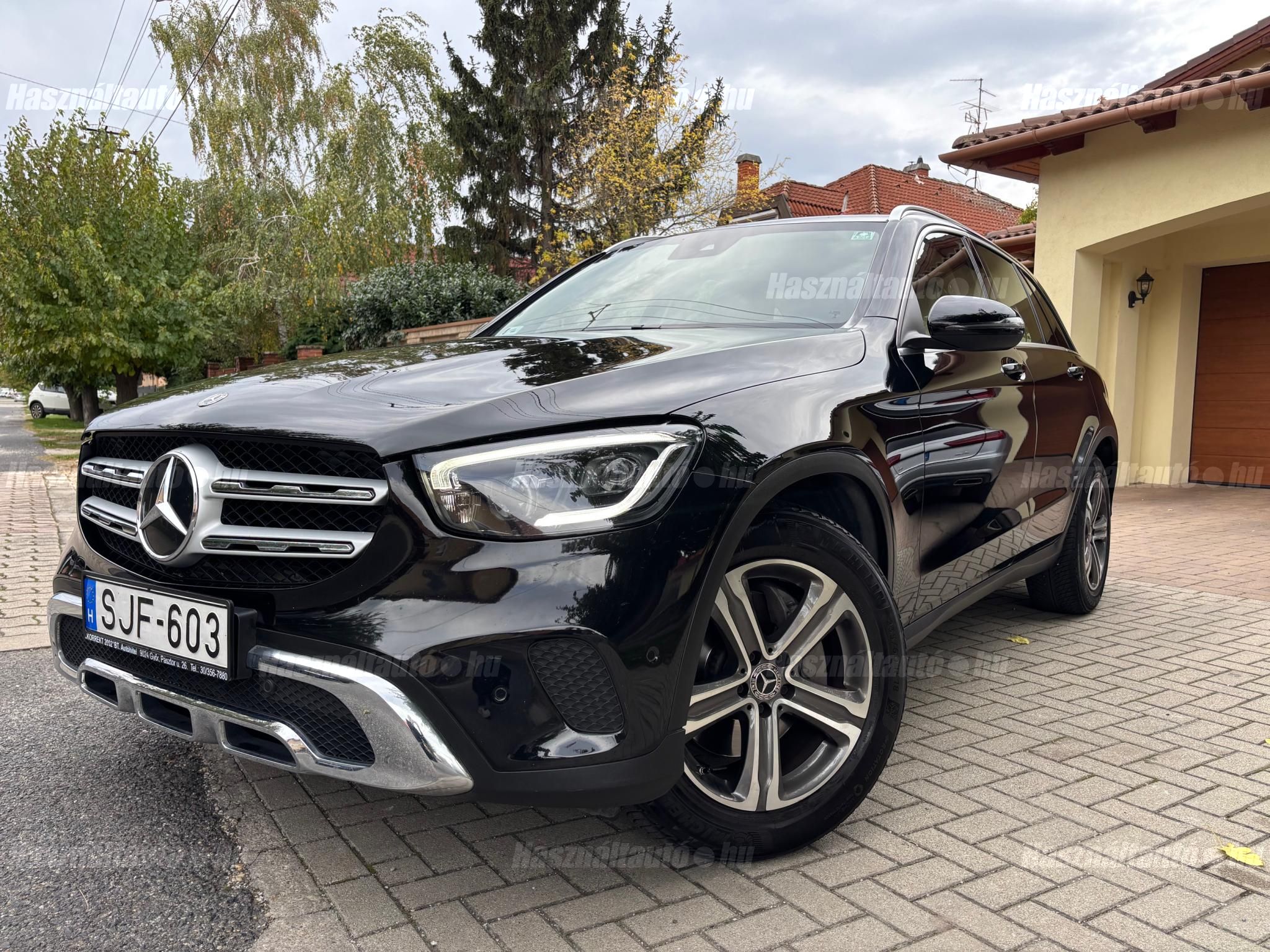 MERCEDES-BENZ GLC 300 2019/8 - 1
