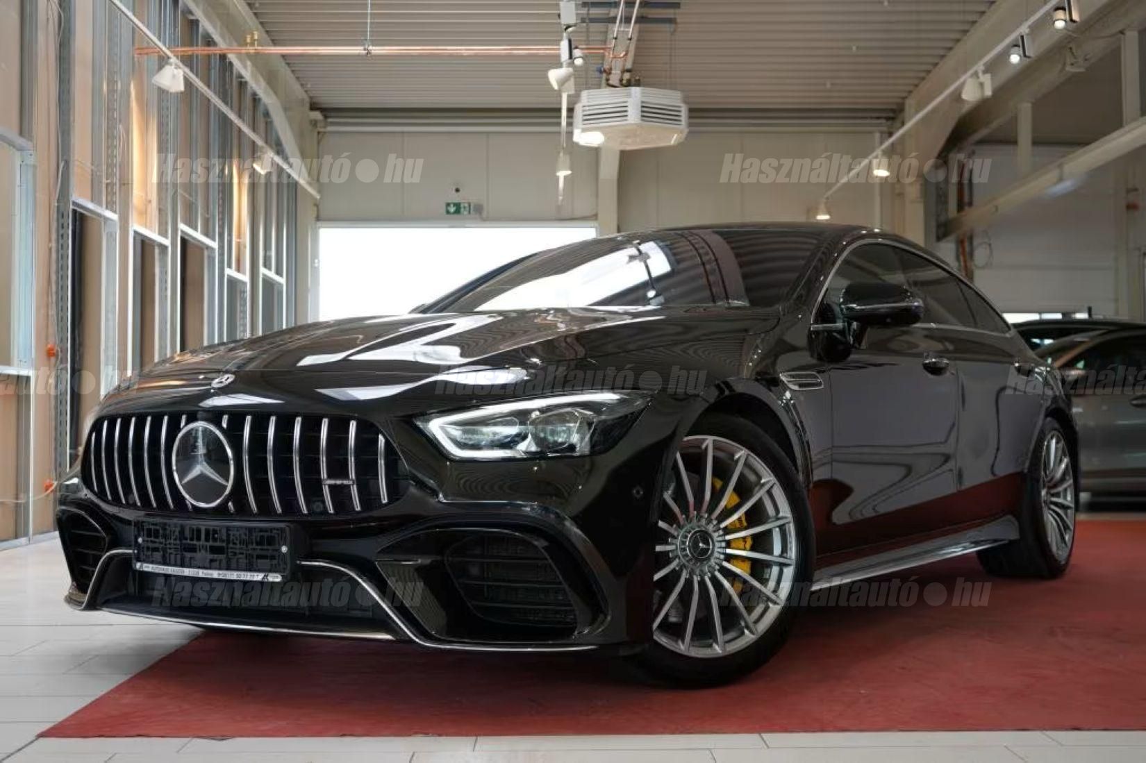 MERCEDES-AMG GT 2021 - 1