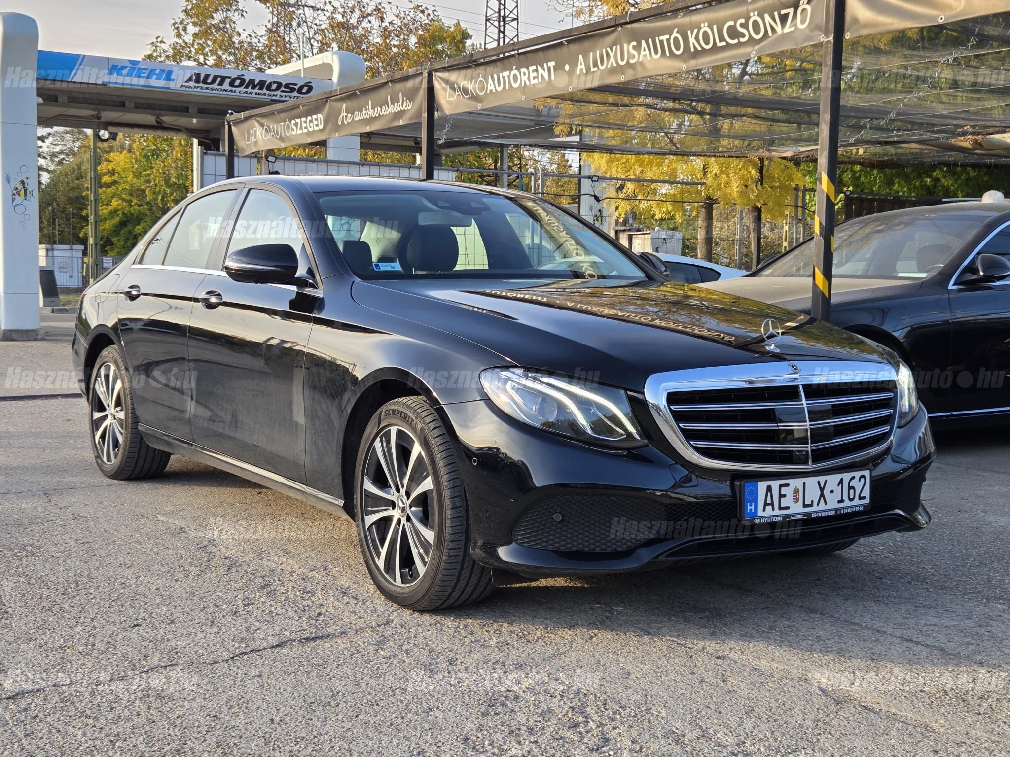 MERCEDES-BENZ E 220 2019/10 - 1