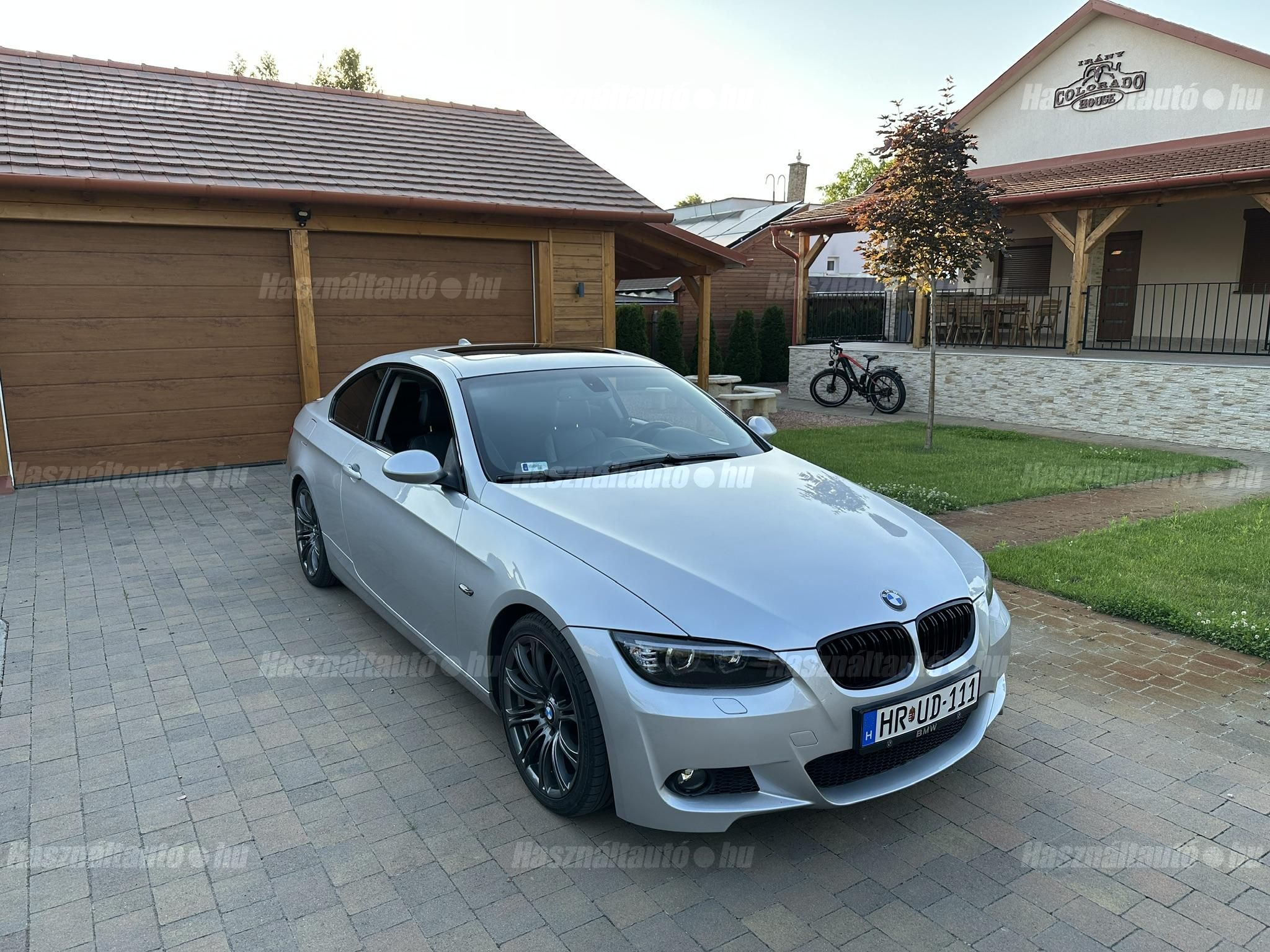 BMW 325 2009/2 - 1