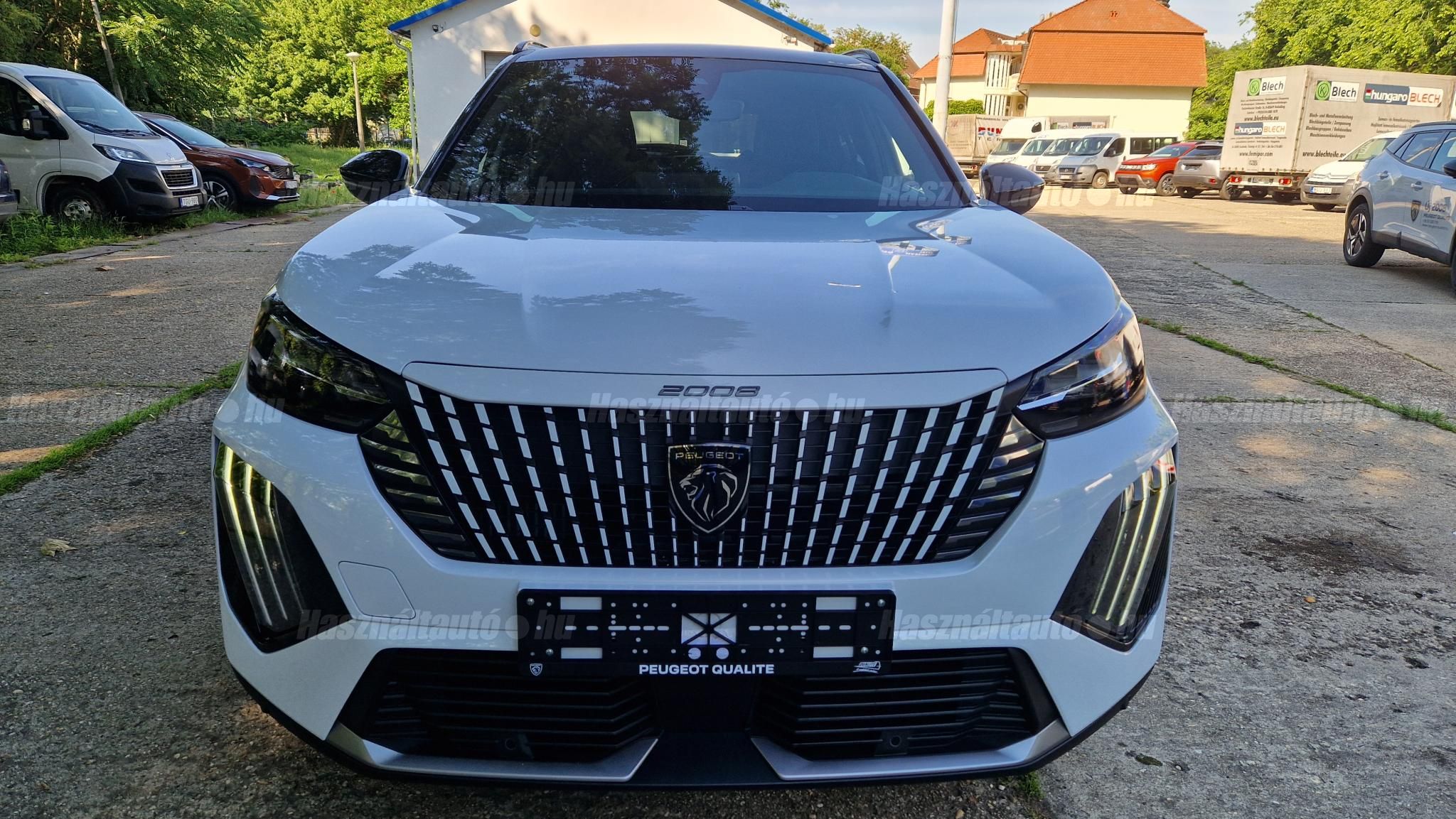 PEUGEOT 2008 2025 - 1