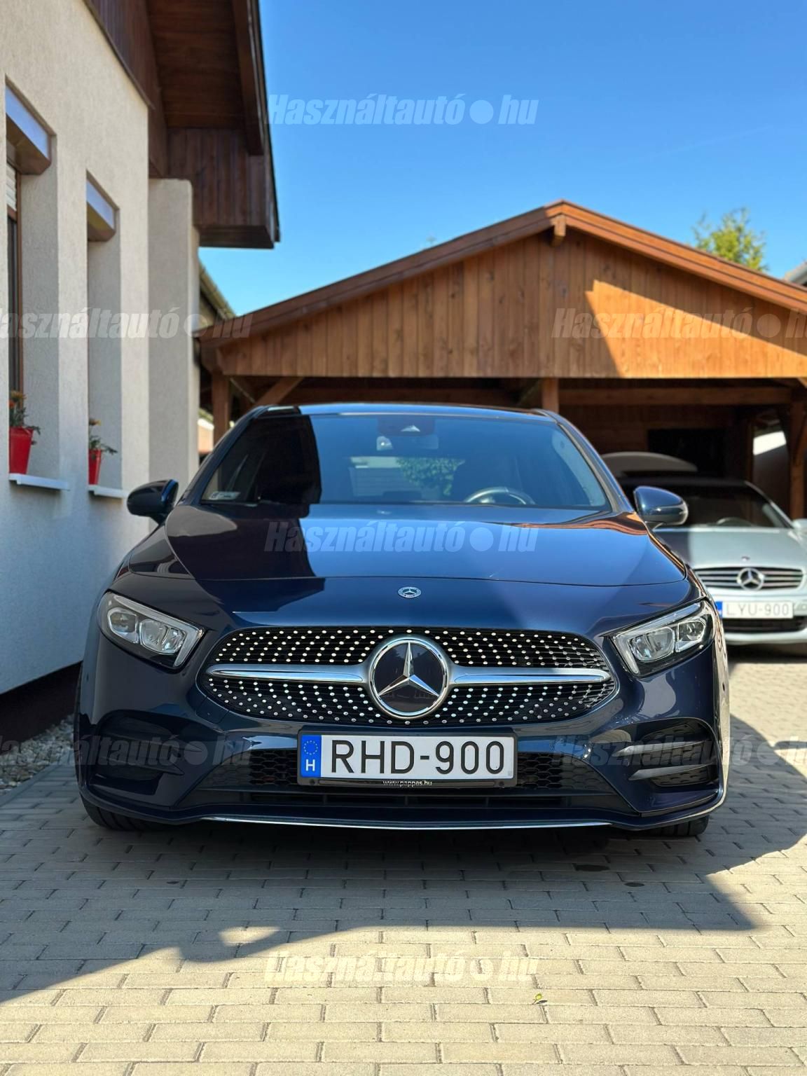 MERCEDES-BENZ A 180 2019/2 - 1