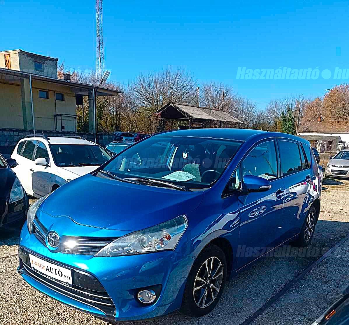 TOYOTA VERSO 2014/2 - 1