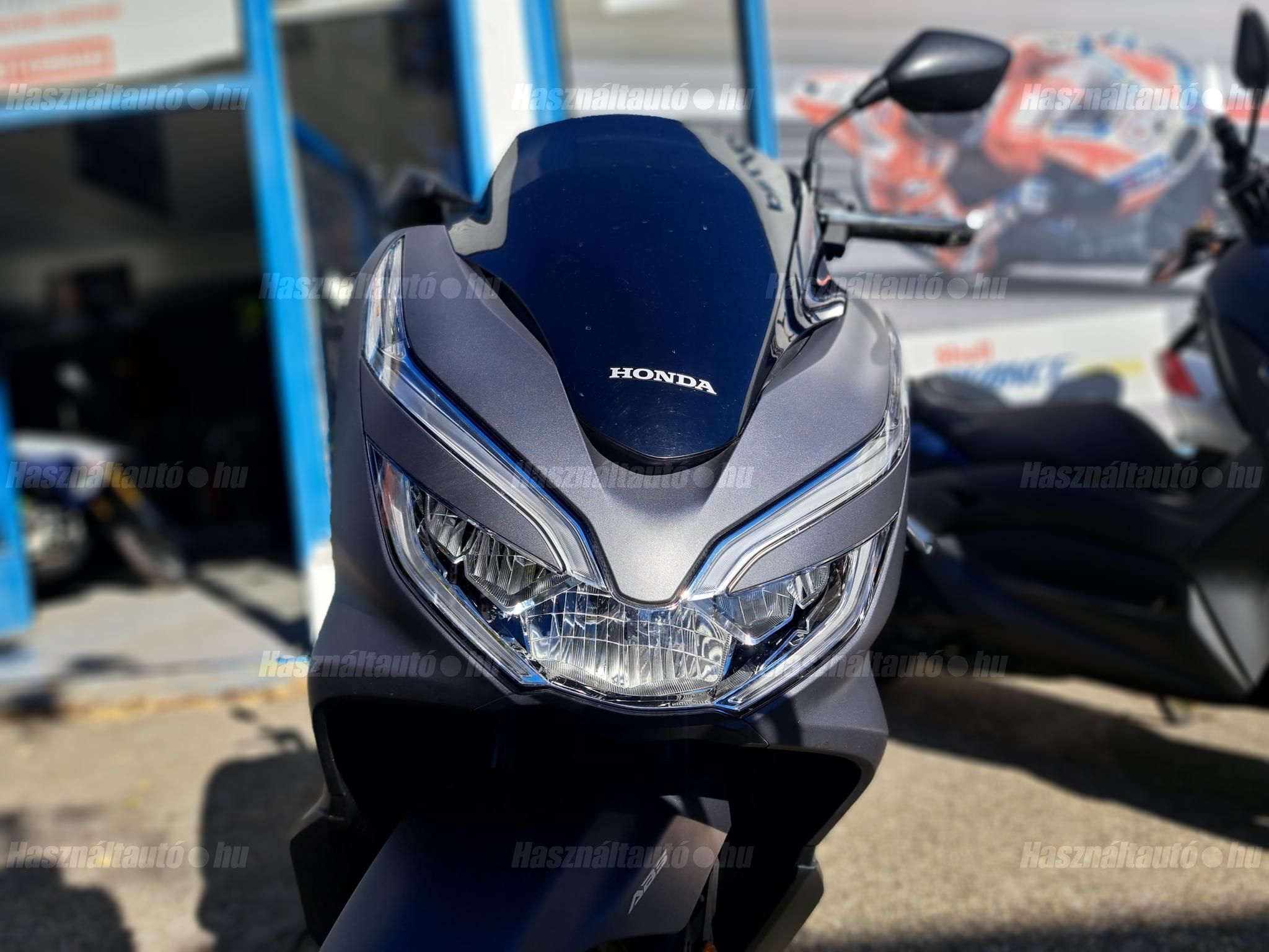 HONDA PCX 125 2020 - 1