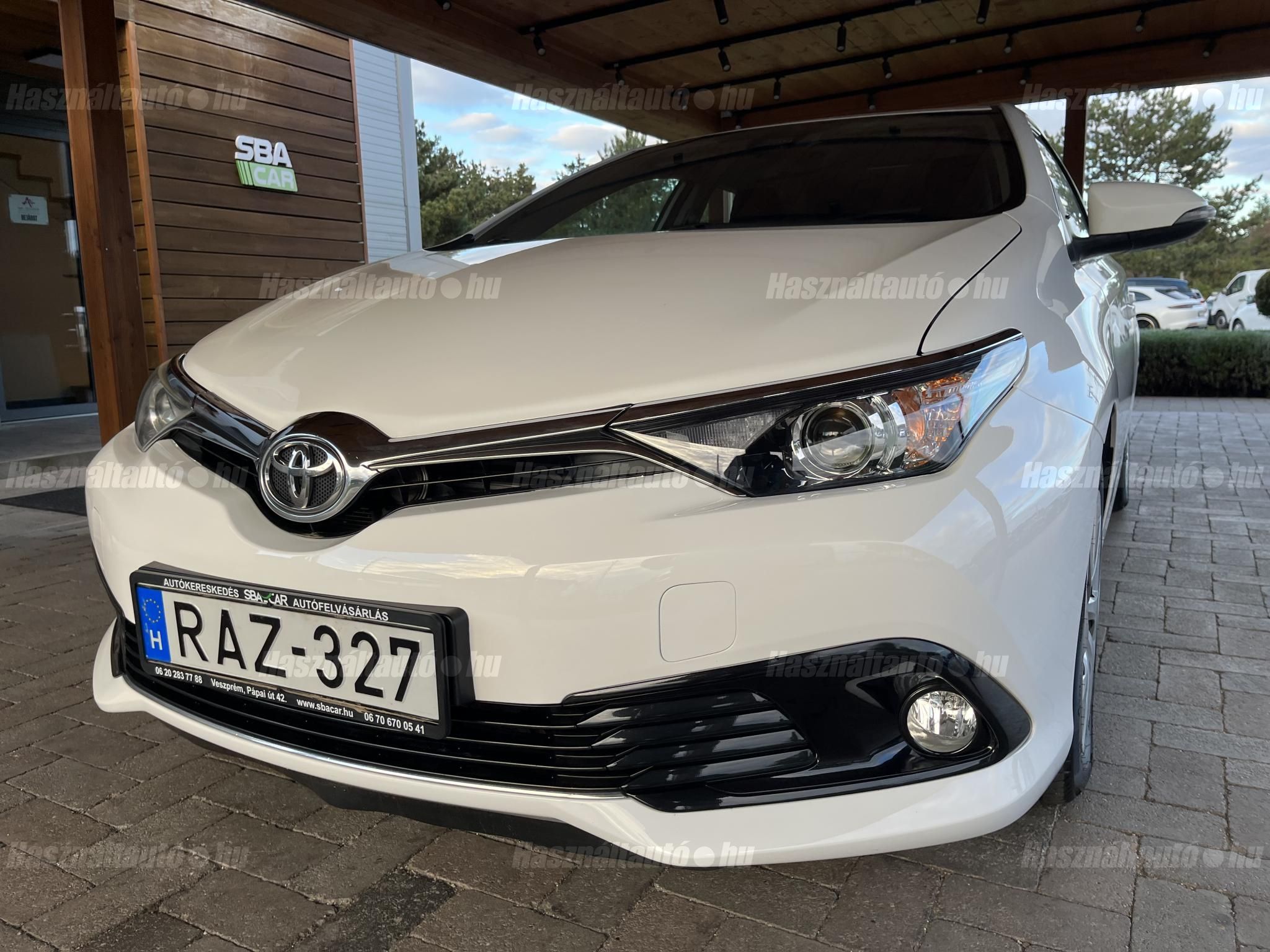 TOYOTA AURIS 2018/8 - 1