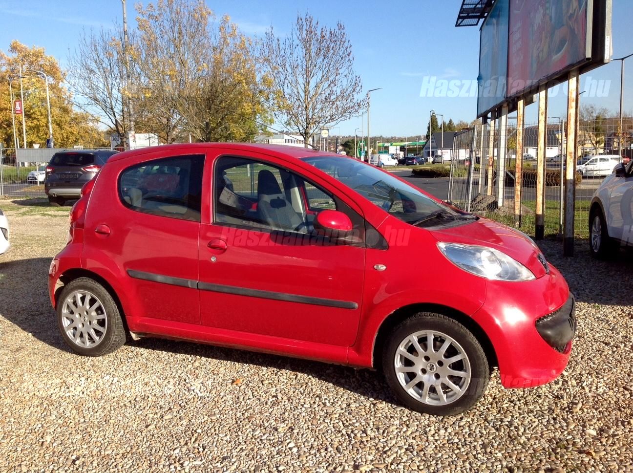PEUGEOT 107 2008/2 - 1